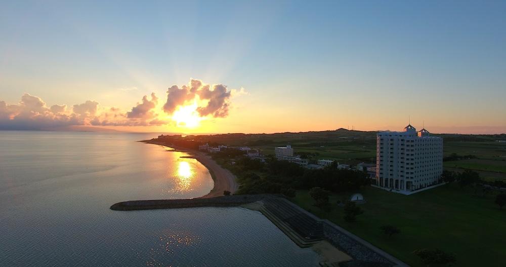 Hotel Royal Marine Palace Ishigakijima Ishigaki  Extérieur photo