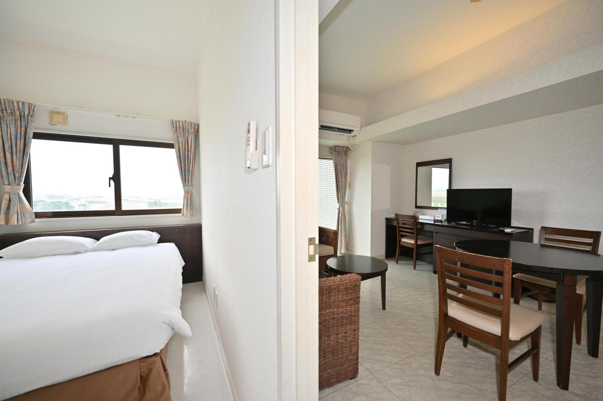 Hotel Royal Marine Palace Ishigakijima Ishigaki  Extérieur photo